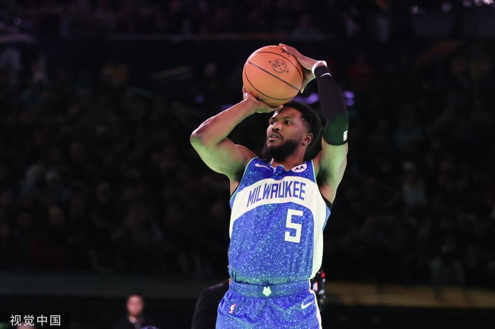 他还在篮板 他还在篮板