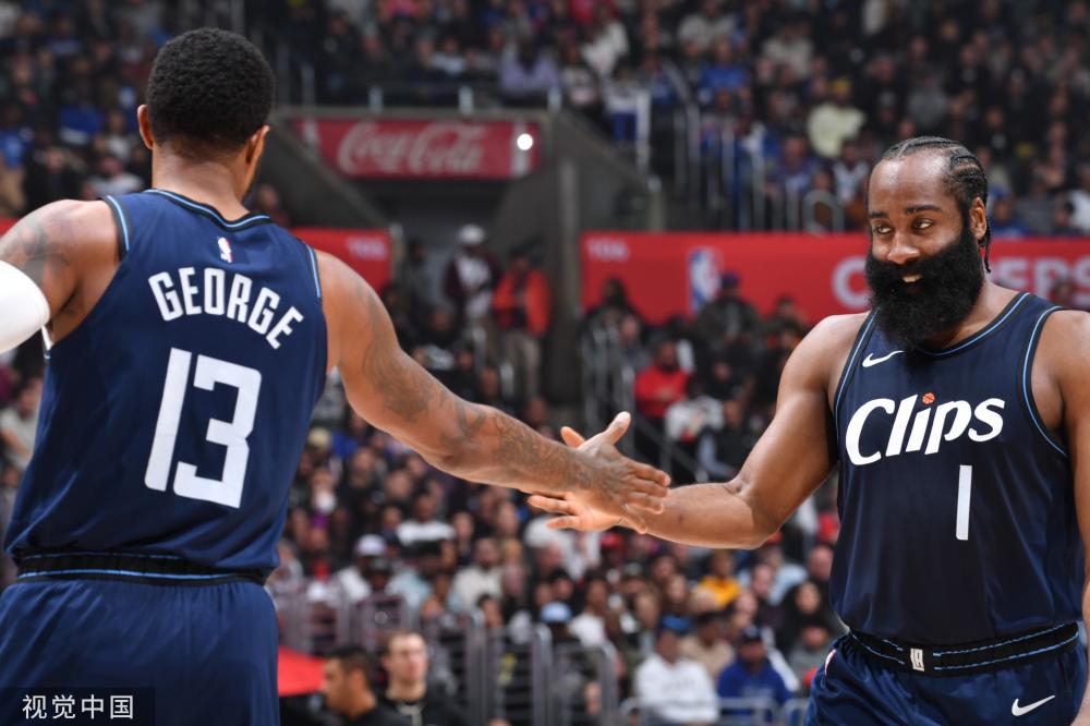 为其雄厚的 为其雄厚的