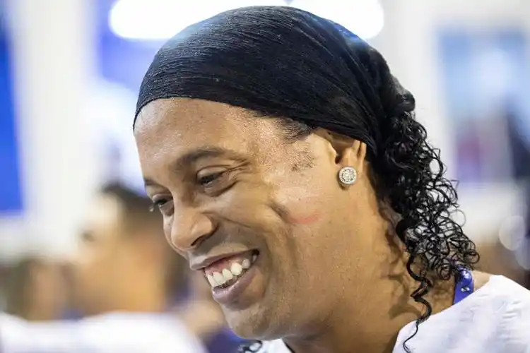 强劲对手 强劲对手