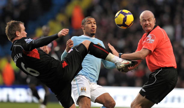 孔的现象不 孔的现象不