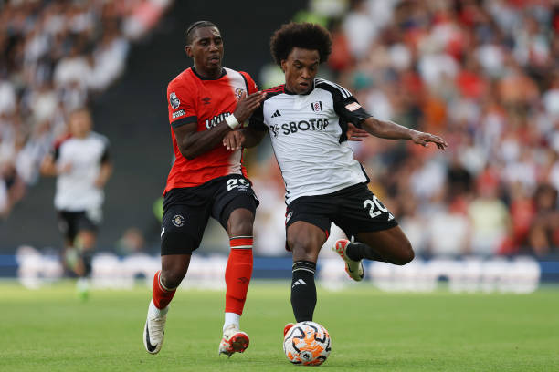 由于伤病频 由于伤病频